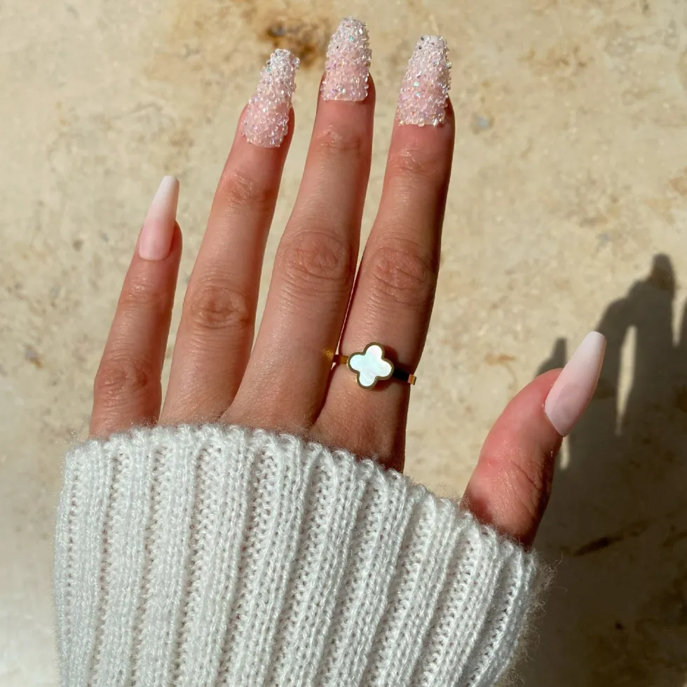 Clover Perlmutt Ring | 18K vergoldet