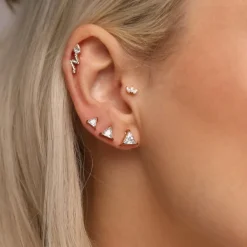 Triangle Ohrstecker | 18K vergoldet