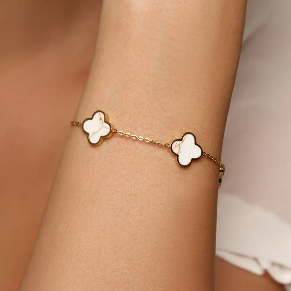 White-Gold Clover Armband | 18K vergoldet
